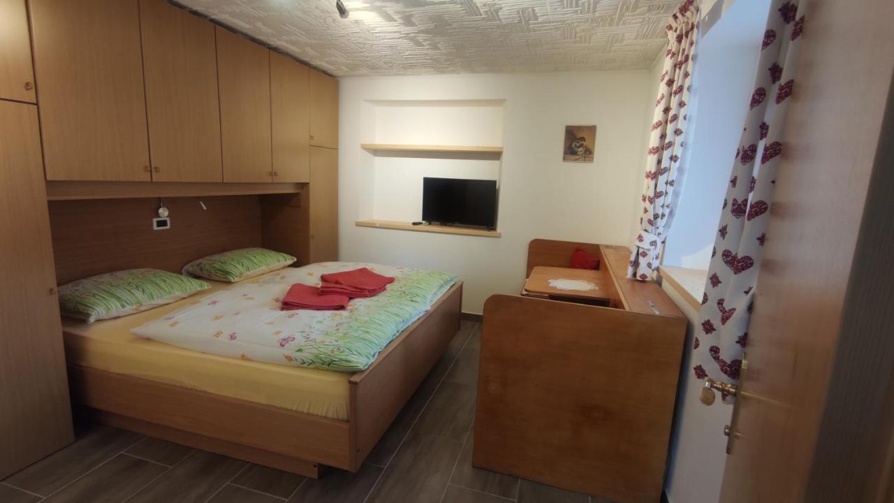 Ciasa Andy Apartment Badia  Exterior photo